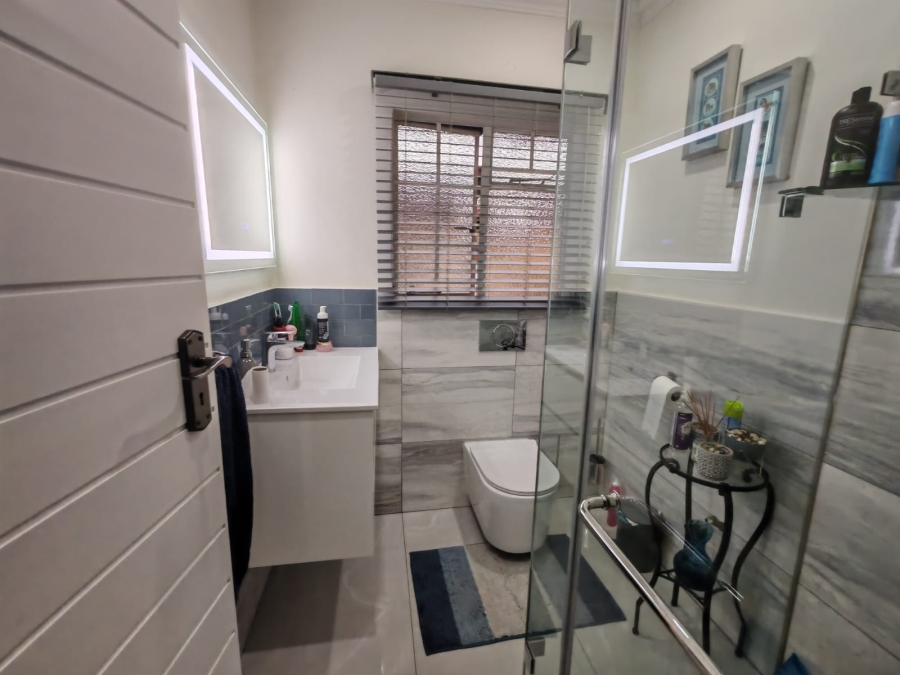 4 Bedroom Property for Sale in Vaalpark Free State